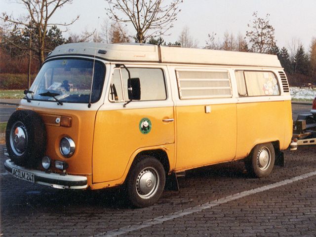 VW-T2-orange-HansFranken-200405-01.jpg - Hans Franken
